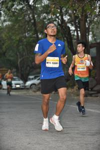 BIB: 15688, 104
                            <button type="button" onclick="openModal(7888814)" class="btn btn-primary btn-sm float-right btn-popup" data-toggle="modal" data-target=".modal-high-quality">
                        <i class="fas fa-shopping-cart"></i> Add to Cart
                    </button>
                                            <button type="button" onclick="isThisMe(7888814, true)" class="btn btn-success btn-sm float-right btn-popup btn-isme hidden" data-toggle="tooltip" data-placement="bottom" title="นี่คือรูปของคุณใช่ไหม คลิกที่นี่เพื่อเอาเข้าอัลบั้ม">
                        <i class="fas fa-plus"></i> Add to album
                    </button>
                    <button type="button" onclick="isThisMe(7888814, false)" class="btn btn-warning btn-sm float-right btn-popup btn-isnotme hidden">
                        <i class="fas fa-ban"></i> Remove from album
                    </button>
