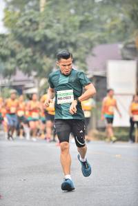 BIB: 21322
                            <button type="button" onclick="openModal(7963635)" class="btn btn-primary btn-sm float-right btn-popup" data-toggle="modal" data-target=".modal-high-quality">
                        <i class="fas fa-shopping-cart"></i> Add to Cart
                    </button>
                                            <button type="button" onclick="isThisMe(7963635, true)" class="btn btn-success btn-sm float-right btn-popup btn-isme hidden" data-toggle="tooltip" data-placement="bottom" title="นี่คือรูปของคุณใช่ไหม คลิกที่นี่เพื่อเอาเข้าอัลบั้ม">
                        <i class="fas fa-plus"></i> Add to album
                    </button>
                    <button type="button" onclick="isThisMe(7963635, false)" class="btn btn-warning btn-sm float-right btn-popup btn-isnotme hidden">
                        <i class="fas fa-ban"></i> Remove from album
                    </button>