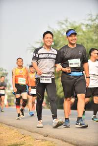 BIB: 28022, 41602
                            <button type="button" onclick="openModal(8954773)" class="btn btn-primary btn-sm float-right btn-popup" data-toggle="modal" data-target=".modal-high-quality">
                        <i class="fas fa-shopping-cart"></i> Add to Cart
                    </button>
                                            <button type="button" onclick="isThisMe(8954773, true)" class="btn btn-success btn-sm float-right btn-popup btn-isme hidden" data-toggle="tooltip" data-placement="bottom" title="นี่คือรูปของคุณใช่ไหม คลิกที่นี่เพื่อเอาเข้าอัลบั้ม">
                        <i class="fas fa-plus"></i> Add to album
                    </button>
                    <button type="button" onclick="isThisMe(8954773, false)" class="btn btn-warning btn-sm float-right btn-popup btn-isnotme hidden">
                        <i class="fas fa-ban"></i> Remove from album
                    </button>