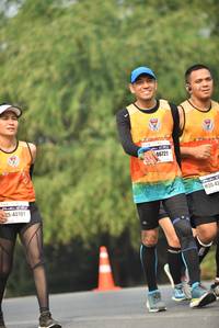 BIB: 46721, 40101
                            <button type="button" onclick="openModal(10062708)" class="btn btn-primary btn-sm float-right btn-popup" data-toggle="modal" data-target=".modal-high-quality">
                        <i class="fas fa-shopping-cart"></i> Add to Cart
                    </button>
                                            <button type="button" onclick="isThisMe(10062708, true)" class="btn btn-success btn-sm float-right btn-popup btn-isme hidden" data-toggle="tooltip" data-placement="bottom" title="นี่คือรูปของคุณใช่ไหม คลิกที่นี่เพื่อเอาเข้าอัลบั้ม">
                        <i class="fas fa-plus"></i> Add to album
                    </button>
                    <button type="button" onclick="isThisMe(10062708, false)" class="btn btn-warning btn-sm float-right btn-popup btn-isnotme hidden">
                        <i class="fas fa-ban"></i> Remove from album
                    </button>