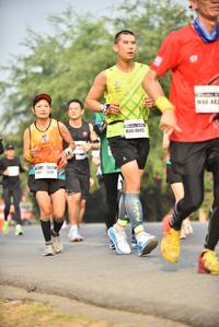BIB: 483, 4842
                            <button type="button" onclick="openModal(8945942)" class="btn btn-primary btn-sm float-right btn-popup" data-toggle="modal" data-target=".modal-high-quality">
                        <i class="fas fa-shopping-cart"></i> Add to Cart
                    </button>
                                            <button type="button" onclick="isThisMe(8945942, true)" class="btn btn-success btn-sm float-right btn-popup btn-isme hidden" data-toggle="tooltip" data-placement="bottom" title="นี่คือรูปของคุณใช่ไหม คลิกที่นี่เพื่อเอาเข้าอัลบั้ม">
                        <i class="fas fa-plus"></i> Add to album
                    </button>
                    <button type="button" onclick="isThisMe(8945942, false)" class="btn btn-warning btn-sm float-right btn-popup btn-isnotme hidden">
                        <i class="fas fa-ban"></i> Remove from album
                    </button>
