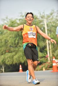 BIB: 
                            <button type="button" onclick="openModal(10095891)" class="btn btn-primary btn-sm float-right btn-popup" data-toggle="modal" data-target=".modal-high-quality">
                        <i class="fas fa-shopping-cart"></i> Add to Cart
                    </button>
                                            <button type="button" onclick="isThisMe(10095891, true)" class="btn btn-success btn-sm float-right btn-popup btn-isme hidden" data-toggle="tooltip" data-placement="bottom" title="นี่คือรูปของคุณใช่ไหม คลิกที่นี่เพื่อเอาเข้าอัลบั้ม">
                        <i class="fas fa-plus"></i> Add to album
                    </button>
                    <button type="button" onclick="isThisMe(10095891, false)" class="btn btn-warning btn-sm float-right btn-popup btn-isnotme hidden">
                        <i class="fas fa-ban"></i> Remove from album
                    </button>