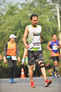 BIB: 4604
                            <button type="button" onclick="openModal(8992786)" class="btn btn-primary btn-sm float-right btn-popup" data-toggle="modal" data-target=".modal-high-quality">
                        <i class="fas fa-shopping-cart"></i> Add to Cart
                    </button>
                                            <button type="button" onclick="isThisMe(8992786, true)" class="btn btn-success btn-sm float-right btn-popup btn-isme hidden" data-toggle="tooltip" data-placement="bottom" title="นี่คือรูปของคุณใช่ไหม คลิกที่นี่เพื่อเอาเข้าอัลบั้ม">
                        <i class="fas fa-plus"></i> Add to album
                    </button>
                    <button type="button" onclick="isThisMe(8992786, false)" class="btn btn-warning btn-sm float-right btn-popup btn-isnotme hidden">
                        <i class="fas fa-ban"></i> Remove from album
                    </button>