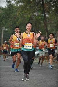 BIB: 15209
                            <button type="button" onclick="openModal(7913619)" class="btn btn-primary btn-sm float-right btn-popup" data-toggle="modal" data-target=".modal-high-quality">
                        <i class="fas fa-shopping-cart"></i> Add to Cart
                    </button>
                                            <button type="button" onclick="isThisMe(7913619, true)" class="btn btn-success btn-sm float-right btn-popup btn-isme hidden" data-toggle="tooltip" data-placement="bottom" title="นี่คือรูปของคุณใช่ไหม คลิกที่นี่เพื่อเอาเข้าอัลบั้ม">
                        <i class="fas fa-plus"></i> Add to album
                    </button>
                    <button type="button" onclick="isThisMe(7913619, false)" class="btn btn-warning btn-sm float-right btn-popup btn-isnotme hidden">
                        <i class="fas fa-ban"></i> Remove from album
                    </button>