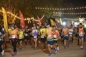 BIB: 
                            <button type="button" onclick="openModal(7561424)" class="btn btn-primary btn-sm float-right btn-popup" data-toggle="modal" data-target=".modal-high-quality">
                        <i class="fas fa-shopping-cart"></i> Add to Cart
                    </button>
                                            <button type="button" onclick="isThisMe(7561424, true)" class="btn btn-success btn-sm float-right btn-popup btn-isme hidden" data-toggle="tooltip" data-placement="bottom" title="นี่คือรูปของคุณใช่ไหม คลิกที่นี่เพื่อเอาเข้าอัลบั้ม">
                        <i class="fas fa-plus"></i> Add to album
                    </button>
                    <button type="button" onclick="isThisMe(7561424, false)" class="btn btn-warning btn-sm float-right btn-popup btn-isnotme hidden">
                        <i class="fas fa-ban"></i> Remove from album
                    </button>