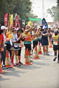 BIB: 100
                            <button type="button" onclick="openModal(9059850)" class="btn btn-primary btn-sm float-right btn-popup" data-toggle="modal" data-target=".modal-high-quality">
                        <i class="fas fa-shopping-cart"></i> Add to Cart
                    </button>
                                            <button type="button" onclick="isThisMe(9059850, true)" class="btn btn-success btn-sm float-right btn-popup btn-isme hidden" data-toggle="tooltip" data-placement="bottom" title="นี่คือรูปของคุณใช่ไหม คลิกที่นี่เพื่อเอาเข้าอัลบั้ม">
                        <i class="fas fa-plus"></i> Add to album
                    </button>
                    <button type="button" onclick="isThisMe(9059850, false)" class="btn btn-warning btn-sm float-right btn-popup btn-isnotme hidden">
                        <i class="fas fa-ban"></i> Remove from album
                    </button>