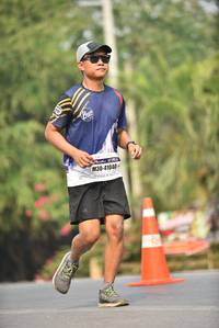 BIB: 41040
                            <button type="button" onclick="openModal(9041354)" class="btn btn-primary btn-sm float-right btn-popup" data-toggle="modal" data-target=".modal-high-quality">
                        <i class="fas fa-shopping-cart"></i> Add to Cart
                    </button>
                                            <button type="button" onclick="isThisMe(9041354, true)" class="btn btn-success btn-sm float-right btn-popup btn-isme hidden" data-toggle="tooltip" data-placement="bottom" title="นี่คือรูปของคุณใช่ไหม คลิกที่นี่เพื่อเอาเข้าอัลบั้ม">
                        <i class="fas fa-plus"></i> Add to album
                    </button>
                    <button type="button" onclick="isThisMe(9041354, false)" class="btn btn-warning btn-sm float-right btn-popup btn-isnotme hidden">
                        <i class="fas fa-ban"></i> Remove from album
                    </button>