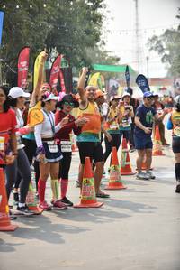 BIB: 700
                            <button type="button" onclick="openModal(9059855)" class="btn btn-primary btn-sm float-right btn-popup" data-toggle="modal" data-target=".modal-high-quality">
                        <i class="fas fa-shopping-cart"></i> Add to Cart
                    </button>
                                            <button type="button" onclick="isThisMe(9059855, true)" class="btn btn-success btn-sm float-right btn-popup btn-isme hidden" data-toggle="tooltip" data-placement="bottom" title="นี่คือรูปของคุณใช่ไหม คลิกที่นี่เพื่อเอาเข้าอัลบั้ม">
                        <i class="fas fa-plus"></i> Add to album
                    </button>
                    <button type="button" onclick="isThisMe(9059855, false)" class="btn btn-warning btn-sm float-right btn-popup btn-isnotme hidden">
                        <i class="fas fa-ban"></i> Remove from album
                    </button>