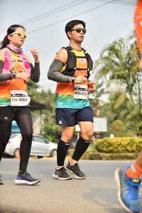 BIB: 425, 40854
                            <button type="button" onclick="openModal(9036559)" class="btn btn-primary btn-sm float-right btn-popup" data-toggle="modal" data-target=".modal-high-quality">
                        <i class="fas fa-shopping-cart"></i> Add to Cart
                    </button>
                                            <button type="button" onclick="isThisMe(9036559, true)" class="btn btn-success btn-sm float-right btn-popup btn-isme hidden" data-toggle="tooltip" data-placement="bottom" title="นี่คือรูปของคุณใช่ไหม คลิกที่นี่เพื่อเอาเข้าอัลบั้ม">
                        <i class="fas fa-plus"></i> Add to album
                    </button>
                    <button type="button" onclick="isThisMe(9036559, false)" class="btn btn-warning btn-sm float-right btn-popup btn-isnotme hidden">
                        <i class="fas fa-ban"></i> Remove from album
                    </button>