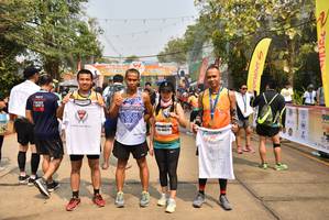 BIB: 4075
                            <button type="button" onclick="openModal(9060756)" class="btn btn-primary btn-sm float-right btn-popup" data-toggle="modal" data-target=".modal-high-quality">
                        <i class="fas fa-shopping-cart"></i> Add to Cart
                    </button>
                                            <button type="button" onclick="isThisMe(9060756, true)" class="btn btn-success btn-sm float-right btn-popup btn-isme hidden" data-toggle="tooltip" data-placement="bottom" title="นี่คือรูปของคุณใช่ไหม คลิกที่นี่เพื่อเอาเข้าอัลบั้ม">
                        <i class="fas fa-plus"></i> Add to album
                    </button>
                    <button type="button" onclick="isThisMe(9060756, false)" class="btn btn-warning btn-sm float-right btn-popup btn-isnotme hidden">
                        <i class="fas fa-ban"></i> Remove from album
                    </button>