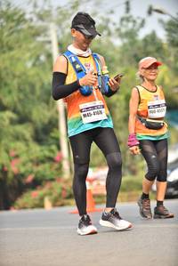 BIB: 41676, 450
                            <button type="button" onclick="openModal(9031385)" class="btn btn-primary btn-sm float-right btn-popup" data-toggle="modal" data-target=".modal-high-quality">
                        <i class="fas fa-shopping-cart"></i> Add to Cart
                    </button>
                                            <button type="button" onclick="isThisMe(9031385, true)" class="btn btn-success btn-sm float-right btn-popup btn-isme hidden" data-toggle="tooltip" data-placement="bottom" title="นี่คือรูปของคุณใช่ไหม คลิกที่นี่เพื่อเอาเข้าอัลบั้ม">
                        <i class="fas fa-plus"></i> Add to album
                    </button>
                    <button type="button" onclick="isThisMe(9031385, false)" class="btn btn-warning btn-sm float-right btn-popup btn-isnotme hidden">
                        <i class="fas fa-ban"></i> Remove from album
                    </button>