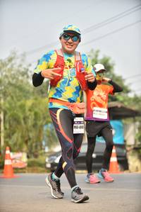 BIB: 4846
                            <button type="button" onclick="openModal(9035835)" class="btn btn-primary btn-sm float-right btn-popup" data-toggle="modal" data-target=".modal-high-quality">
                        <i class="fas fa-shopping-cart"></i> Add to Cart
                    </button>
                                            <button type="button" onclick="isThisMe(9035835, true)" class="btn btn-success btn-sm float-right btn-popup btn-isme hidden" data-toggle="tooltip" data-placement="bottom" title="นี่คือรูปของคุณใช่ไหม คลิกที่นี่เพื่อเอาเข้าอัลบั้ม">
                        <i class="fas fa-plus"></i> Add to album
                    </button>
                    <button type="button" onclick="isThisMe(9035835, false)" class="btn btn-warning btn-sm float-right btn-popup btn-isnotme hidden">
                        <i class="fas fa-ban"></i> Remove from album
                    </button>