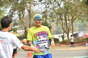 BIB: 195, 42893
                            <button type="button" onclick="openModal(9060320)" class="btn btn-primary btn-sm float-right btn-popup" data-toggle="modal" data-target=".modal-high-quality">
                        <i class="fas fa-shopping-cart"></i> Add to Cart
                    </button>
                                            <button type="button" onclick="isThisMe(9060320, true)" class="btn btn-success btn-sm float-right btn-popup btn-isme hidden" data-toggle="tooltip" data-placement="bottom" title="นี่คือรูปของคุณใช่ไหม คลิกที่นี่เพื่อเอาเข้าอัลบั้ม">
                        <i class="fas fa-plus"></i> Add to album
                    </button>
                    <button type="button" onclick="isThisMe(9060320, false)" class="btn btn-warning btn-sm float-right btn-popup btn-isnotme hidden">
                        <i class="fas fa-ban"></i> Remove from album
                    </button>