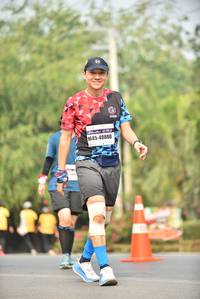 BIB: 40800
                            <button type="button" onclick="openModal(9037585)" class="btn btn-primary btn-sm float-right btn-popup" data-toggle="modal" data-target=".modal-high-quality">
                        <i class="fas fa-shopping-cart"></i> Add to Cart
                    </button>
                                            <button type="button" onclick="isThisMe(9037585, true)" class="btn btn-success btn-sm float-right btn-popup btn-isme hidden" data-toggle="tooltip" data-placement="bottom" title="นี่คือรูปของคุณใช่ไหม คลิกที่นี่เพื่อเอาเข้าอัลบั้ม">
                        <i class="fas fa-plus"></i> Add to album
                    </button>
                    <button type="button" onclick="isThisMe(9037585, false)" class="btn btn-warning btn-sm float-right btn-popup btn-isnotme hidden">
                        <i class="fas fa-ban"></i> Remove from album
                    </button>