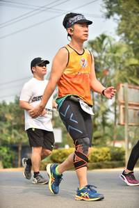 BIB: 3420
                            <button type="button" onclick="openModal(9034300)" class="btn btn-primary btn-sm float-right btn-popup" data-toggle="modal" data-target=".modal-high-quality">
                        <i class="fas fa-shopping-cart"></i> Add to Cart
                    </button>
                                            <button type="button" onclick="isThisMe(9034300, true)" class="btn btn-success btn-sm float-right btn-popup btn-isme hidden" data-toggle="tooltip" data-placement="bottom" title="นี่คือรูปของคุณใช่ไหม คลิกที่นี่เพื่อเอาเข้าอัลบั้ม">
                        <i class="fas fa-plus"></i> Add to album
                    </button>
                    <button type="button" onclick="isThisMe(9034300, false)" class="btn btn-warning btn-sm float-right btn-popup btn-isnotme hidden">
                        <i class="fas fa-ban"></i> Remove from album
                    </button>