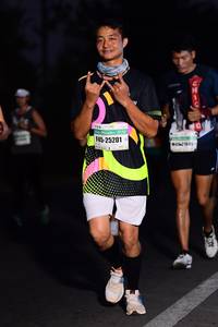 BIB: 25201, 21645
                            <button type="button" onclick="openModal(10428718)" class="btn btn-primary btn-sm float-right btn-popup" data-toggle="modal" data-target=".modal-high-quality">
                        <i class="fas fa-shopping-cart"></i> Add to Cart
                    </button>
                                            <button type="button" onclick="isThisMe(10428718, true)" class="btn btn-success btn-sm float-right btn-popup btn-isme hidden" data-toggle="tooltip" data-placement="bottom" title="นี่คือรูปของคุณใช่ไหม คลิกที่นี่เพื่อเอาเข้าอัลบั้ม">
                        <i class="fas fa-plus"></i> Add to album
                    </button>
                    <button type="button" onclick="isThisMe(10428718, false)" class="btn btn-warning btn-sm float-right btn-popup btn-isnotme hidden">
                        <i class="fas fa-ban"></i> Remove from album
                    </button>