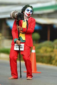 BIB: 683
                            <button type="button" onclick="openModal(10401373)" class="btn btn-primary btn-sm float-right btn-popup" data-toggle="modal" data-target=".modal-high-quality">
                        <i class="fas fa-shopping-cart"></i> Add to Cart
                    </button>
                                            <button type="button" onclick="isThisMe(10401373, true)" class="btn btn-success btn-sm float-right btn-popup btn-isme hidden" data-toggle="tooltip" data-placement="bottom" title="นี่คือรูปของคุณใช่ไหม คลิกที่นี่เพื่อเอาเข้าอัลบั้ม">
                        <i class="fas fa-plus"></i> Add to album
                    </button>
                    <button type="button" onclick="isThisMe(10401373, false)" class="btn btn-warning btn-sm float-right btn-popup btn-isnotme hidden">
                        <i class="fas fa-ban"></i> Remove from album
                    </button>