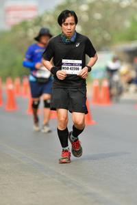 BIB: 1192, 42200
                            <button type="button" onclick="openModal(10401394)" class="btn btn-primary btn-sm float-right btn-popup" data-toggle="modal" data-target=".modal-high-quality">
                        <i class="fas fa-shopping-cart"></i> Add to Cart
                    </button>
                                            <button type="button" onclick="isThisMe(10401394, true)" class="btn btn-success btn-sm float-right btn-popup btn-isme hidden" data-toggle="tooltip" data-placement="bottom" title="นี่คือรูปของคุณใช่ไหม คลิกที่นี่เพื่อเอาเข้าอัลบั้ม">
                        <i class="fas fa-plus"></i> Add to album
                    </button>
                    <button type="button" onclick="isThisMe(10401394, false)" class="btn btn-warning btn-sm float-right btn-popup btn-isnotme hidden">
                        <i class="fas fa-ban"></i> Remove from album
                    </button>