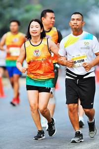 BIB: 11290
                            <button type="button" onclick="openModal(10427568)" class="btn btn-primary btn-sm float-right btn-popup" data-toggle="modal" data-target=".modal-high-quality">
                        <i class="fas fa-shopping-cart"></i> Add to Cart
                    </button>
                                            <button type="button" onclick="isThisMe(10427568, true)" class="btn btn-success btn-sm float-right btn-popup btn-isme hidden" data-toggle="tooltip" data-placement="bottom" title="นี่คือรูปของคุณใช่ไหม คลิกที่นี่เพื่อเอาเข้าอัลบั้ม">
                        <i class="fas fa-plus"></i> Add to album
                    </button>
                    <button type="button" onclick="isThisMe(10427568, false)" class="btn btn-warning btn-sm float-right btn-popup btn-isnotme hidden">
                        <i class="fas fa-ban"></i> Remove from album
                    </button>