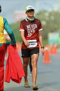 BIB: 40912
                            <button type="button" onclick="openModal(10401240)" class="btn btn-primary btn-sm float-right btn-popup" data-toggle="modal" data-target=".modal-high-quality">
                        <i class="fas fa-shopping-cart"></i> Add to Cart
                    </button>
                                            <button type="button" onclick="isThisMe(10401240, true)" class="btn btn-success btn-sm float-right btn-popup btn-isme hidden" data-toggle="tooltip" data-placement="bottom" title="นี่คือรูปของคุณใช่ไหม คลิกที่นี่เพื่อเอาเข้าอัลบั้ม">
                        <i class="fas fa-plus"></i> Add to album
                    </button>
                    <button type="button" onclick="isThisMe(10401240, false)" class="btn btn-warning btn-sm float-right btn-popup btn-isnotme hidden">
                        <i class="fas fa-ban"></i> Remove from album
                    </button>