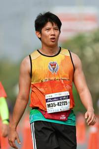 BIB: 42195, 42725
                            <button type="button" onclick="openModal(9702151)" class="btn btn-primary btn-sm float-right btn-popup" data-toggle="modal" data-target=".modal-high-quality">
                        <i class="fas fa-shopping-cart"></i> Add to Cart
                    </button>
                                            <button type="button" onclick="isThisMe(9702151, true)" class="btn btn-success btn-sm float-right btn-popup btn-isme hidden" data-toggle="tooltip" data-placement="bottom" title="นี่คือรูปของคุณใช่ไหม คลิกที่นี่เพื่อเอาเข้าอัลบั้ม">
                        <i class="fas fa-plus"></i> Add to album
                    </button>
                    <button type="button" onclick="isThisMe(9702151, false)" class="btn btn-warning btn-sm float-right btn-popup btn-isnotme hidden">
                        <i class="fas fa-ban"></i> Remove from album
                    </button>