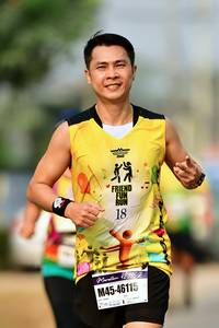 BIB: 42195, 46115
                            <button type="button" onclick="openModal(9283215)" class="btn btn-primary btn-sm float-right btn-popup" data-toggle="modal" data-target=".modal-high-quality">
                        <i class="fas fa-shopping-cart"></i> Add to Cart
                    </button>
                                            <button type="button" onclick="isThisMe(9283215, true)" class="btn btn-success btn-sm float-right btn-popup btn-isme hidden" data-toggle="tooltip" data-placement="bottom" title="นี่คือรูปของคุณใช่ไหม คลิกที่นี่เพื่อเอาเข้าอัลบั้ม">
                        <i class="fas fa-plus"></i> Add to album
                    </button>
                    <button type="button" onclick="isThisMe(9283215, false)" class="btn btn-warning btn-sm float-right btn-popup btn-isnotme hidden">
                        <i class="fas fa-ban"></i> Remove from album
                    </button>