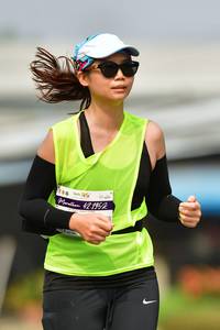 BIB: 421952
                            <button type="button" onclick="openModal(9698914)" class="btn btn-primary btn-sm float-right btn-popup" data-toggle="modal" data-target=".modal-high-quality">
                        <i class="fas fa-shopping-cart"></i> Add to Cart
                    </button>
                                            <button type="button" onclick="isThisMe(9698914, true)" class="btn btn-success btn-sm float-right btn-popup btn-isme hidden" data-toggle="tooltip" data-placement="bottom" title="นี่คือรูปของคุณใช่ไหม คลิกที่นี่เพื่อเอาเข้าอัลบั้ม">
                        <i class="fas fa-plus"></i> Add to album
                    </button>
                    <button type="button" onclick="isThisMe(9698914, false)" class="btn btn-warning btn-sm float-right btn-popup btn-isnotme hidden">
                        <i class="fas fa-ban"></i> Remove from album
                    </button>