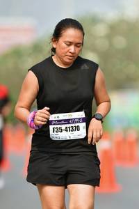 BIB: 195, 41370
                            <button type="button" onclick="openModal(9702542)" class="btn btn-primary btn-sm float-right btn-popup" data-toggle="modal" data-target=".modal-high-quality">
                        <i class="fas fa-shopping-cart"></i> Add to Cart
                    </button>
                                            <button type="button" onclick="isThisMe(9702542, true)" class="btn btn-success btn-sm float-right btn-popup btn-isme hidden" data-toggle="tooltip" data-placement="bottom" title="นี่คือรูปของคุณใช่ไหม คลิกที่นี่เพื่อเอาเข้าอัลบั้ม">
                        <i class="fas fa-plus"></i> Add to album
                    </button>
                    <button type="button" onclick="isThisMe(9702542, false)" class="btn btn-warning btn-sm float-right btn-popup btn-isnotme hidden">
                        <i class="fas fa-ban"></i> Remove from album
                    </button>