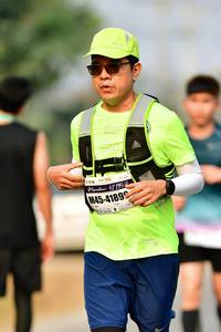 BIB: 42195, 4189
                            <button type="button" onclick="openModal(9282195)" class="btn btn-primary btn-sm float-right btn-popup" data-toggle="modal" data-target=".modal-high-quality">
                        <i class="fas fa-shopping-cart"></i> Add to Cart
                    </button>
                                            <button type="button" onclick="isThisMe(9282195, true)" class="btn btn-success btn-sm float-right btn-popup btn-isme hidden" data-toggle="tooltip" data-placement="bottom" title="นี่คือรูปของคุณใช่ไหม คลิกที่นี่เพื่อเอาเข้าอัลบั้ม">
                        <i class="fas fa-plus"></i> Add to album
                    </button>
                    <button type="button" onclick="isThisMe(9282195, false)" class="btn btn-warning btn-sm float-right btn-popup btn-isnotme hidden">
                        <i class="fas fa-ban"></i> Remove from album
                    </button>