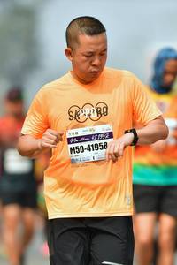 BIB: 42195, 41958
                            <button type="button" onclick="openModal(9701337)" class="btn btn-primary btn-sm float-right btn-popup" data-toggle="modal" data-target=".modal-high-quality">
                        <i class="fas fa-shopping-cart"></i> Add to Cart
                    </button>
                                            <button type="button" onclick="isThisMe(9701337, true)" class="btn btn-success btn-sm float-right btn-popup btn-isme hidden" data-toggle="tooltip" data-placement="bottom" title="นี่คือรูปของคุณใช่ไหม คลิกที่นี่เพื่อเอาเข้าอัลบั้ม">
                        <i class="fas fa-plus"></i> Add to album
                    </button>
                    <button type="button" onclick="isThisMe(9701337, false)" class="btn btn-warning btn-sm float-right btn-popup btn-isnotme hidden">
                        <i class="fas fa-ban"></i> Remove from album
                    </button>