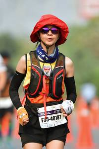 BIB: 42195, 40187
                            <button type="button" onclick="openModal(9702566)" class="btn btn-primary btn-sm float-right btn-popup" data-toggle="modal" data-target=".modal-high-quality">
                        <i class="fas fa-shopping-cart"></i> Add to Cart
                    </button>
                                            <button type="button" onclick="isThisMe(9702566, true)" class="btn btn-success btn-sm float-right btn-popup btn-isme hidden" data-toggle="tooltip" data-placement="bottom" title="นี่คือรูปของคุณใช่ไหม คลิกที่นี่เพื่อเอาเข้าอัลบั้ม">
                        <i class="fas fa-plus"></i> Add to album
                    </button>
                    <button type="button" onclick="isThisMe(9702566, false)" class="btn btn-warning btn-sm float-right btn-popup btn-isnotme hidden">
                        <i class="fas fa-ban"></i> Remove from album
                    </button>