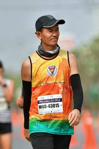 BIB: 42195, 43015
                            <button type="button" onclick="openModal(9697728)" class="btn btn-primary btn-sm float-right btn-popup" data-toggle="modal" data-target=".modal-high-quality">
                        <i class="fas fa-shopping-cart"></i> Add to Cart
                    </button>
                                            <button type="button" onclick="isThisMe(9697728, true)" class="btn btn-success btn-sm float-right btn-popup btn-isme hidden" data-toggle="tooltip" data-placement="bottom" title="นี่คือรูปของคุณใช่ไหม คลิกที่นี่เพื่อเอาเข้าอัลบั้ม">
                        <i class="fas fa-plus"></i> Add to album
                    </button>
                    <button type="button" onclick="isThisMe(9697728, false)" class="btn btn-warning btn-sm float-right btn-popup btn-isnotme hidden">
                        <i class="fas fa-ban"></i> Remove from album
                    </button>