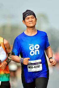 BIB: 42195, 42707
                            <button type="button" onclick="openModal(9283620)" class="btn btn-primary btn-sm float-right btn-popup" data-toggle="modal" data-target=".modal-high-quality">
                        <i class="fas fa-shopping-cart"></i> Add to Cart
                    </button>
                                            <button type="button" onclick="isThisMe(9283620, true)" class="btn btn-success btn-sm float-right btn-popup btn-isme hidden" data-toggle="tooltip" data-placement="bottom" title="นี่คือรูปของคุณใช่ไหม คลิกที่นี่เพื่อเอาเข้าอัลบั้ม">
                        <i class="fas fa-plus"></i> Add to album
                    </button>
                    <button type="button" onclick="isThisMe(9283620, false)" class="btn btn-warning btn-sm float-right btn-popup btn-isnotme hidden">
                        <i class="fas fa-ban"></i> Remove from album
                    </button>