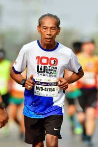 BIB: 100, 42195, 47754
                            <button type="button" onclick="openModal(9311370)" class="btn btn-primary btn-sm float-right btn-popup" data-toggle="modal" data-target=".modal-high-quality">
                        <i class="fas fa-shopping-cart"></i> Add to Cart
                    </button>
                                            <button type="button" onclick="isThisMe(9311370, true)" class="btn btn-success btn-sm float-right btn-popup btn-isme hidden" data-toggle="tooltip" data-placement="bottom" title="นี่คือรูปของคุณใช่ไหม คลิกที่นี่เพื่อเอาเข้าอัลบั้ม">
                        <i class="fas fa-plus"></i> Add to album
                    </button>
                    <button type="button" onclick="isThisMe(9311370, false)" class="btn btn-warning btn-sm float-right btn-popup btn-isnotme hidden">
                        <i class="fas fa-ban"></i> Remove from album
                    </button>