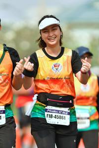 BIB: 42195, 45861
                            <button type="button" onclick="openModal(9701312)" class="btn btn-primary btn-sm float-right btn-popup" data-toggle="modal" data-target=".modal-high-quality">
                        <i class="fas fa-shopping-cart"></i> Add to Cart
                    </button>
                                            <button type="button" onclick="isThisMe(9701312, true)" class="btn btn-success btn-sm float-right btn-popup btn-isme hidden" data-toggle="tooltip" data-placement="bottom" title="นี่คือรูปของคุณใช่ไหม คลิกที่นี่เพื่อเอาเข้าอัลบั้ม">
                        <i class="fas fa-plus"></i> Add to album
                    </button>
                    <button type="button" onclick="isThisMe(9701312, false)" class="btn btn-warning btn-sm float-right btn-popup btn-isnotme hidden">
                        <i class="fas fa-ban"></i> Remove from album
                    </button>