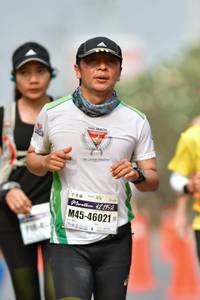 BIB: 421952, 46021
                            <button type="button" onclick="openModal(9703309)" class="btn btn-primary btn-sm float-right btn-popup" data-toggle="modal" data-target=".modal-high-quality">
                        <i class="fas fa-shopping-cart"></i> Add to Cart
                    </button>
                                            <button type="button" onclick="isThisMe(9703309, true)" class="btn btn-success btn-sm float-right btn-popup btn-isme hidden" data-toggle="tooltip" data-placement="bottom" title="นี่คือรูปของคุณใช่ไหม คลิกที่นี่เพื่อเอาเข้าอัลบั้ม">
                        <i class="fas fa-plus"></i> Add to album
                    </button>
                    <button type="button" onclick="isThisMe(9703309, false)" class="btn btn-warning btn-sm float-right btn-popup btn-isnotme hidden">
                        <i class="fas fa-ban"></i> Remove from album
                    </button>