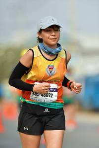 BIB: 1952, 40072
                            <button type="button" onclick="openModal(9697912)" class="btn btn-primary btn-sm float-right btn-popup" data-toggle="modal" data-target=".modal-high-quality">
                        <i class="fas fa-shopping-cart"></i> Add to Cart
                    </button>
                                            <button type="button" onclick="isThisMe(9697912, true)" class="btn btn-success btn-sm float-right btn-popup btn-isme hidden" data-toggle="tooltip" data-placement="bottom" title="นี่คือรูปของคุณใช่ไหม คลิกที่นี่เพื่อเอาเข้าอัลบั้ม">
                        <i class="fas fa-plus"></i> Add to album
                    </button>
                    <button type="button" onclick="isThisMe(9697912, false)" class="btn btn-warning btn-sm float-right btn-popup btn-isnotme hidden">
                        <i class="fas fa-ban"></i> Remove from album
                    </button>