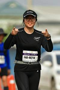 BIB: 42195, 46714
                            <button type="button" onclick="openModal(9703788)" class="btn btn-primary btn-sm float-right btn-popup" data-toggle="modal" data-target=".modal-high-quality">
                        <i class="fas fa-shopping-cart"></i> Add to Cart
                    </button>
                                            <button type="button" onclick="isThisMe(9703788, true)" class="btn btn-success btn-sm float-right btn-popup btn-isme hidden" data-toggle="tooltip" data-placement="bottom" title="นี่คือรูปของคุณใช่ไหม คลิกที่นี่เพื่อเอาเข้าอัลบั้ม">
                        <i class="fas fa-plus"></i> Add to album
                    </button>
                    <button type="button" onclick="isThisMe(9703788, false)" class="btn btn-warning btn-sm float-right btn-popup btn-isnotme hidden">
                        <i class="fas fa-ban"></i> Remove from album
                    </button>