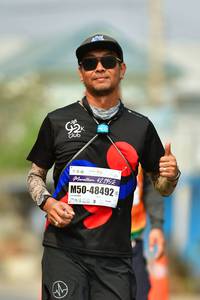 BIB: 42195, 48492
                            <button type="button" onclick="openModal(9702443)" class="btn btn-primary btn-sm float-right btn-popup" data-toggle="modal" data-target=".modal-high-quality">
                        <i class="fas fa-shopping-cart"></i> Add to Cart
                    </button>
                                            <button type="button" onclick="isThisMe(9702443, true)" class="btn btn-success btn-sm float-right btn-popup btn-isme hidden" data-toggle="tooltip" data-placement="bottom" title="นี่คือรูปของคุณใช่ไหม คลิกที่นี่เพื่อเอาเข้าอัลบั้ม">
                        <i class="fas fa-plus"></i> Add to album
                    </button>
                    <button type="button" onclick="isThisMe(9702443, false)" class="btn btn-warning btn-sm float-right btn-popup btn-isnotme hidden">
                        <i class="fas fa-ban"></i> Remove from album
                    </button>