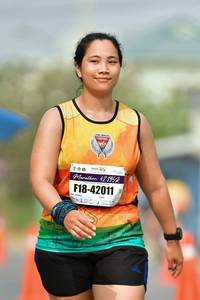 BIB: 42195, 42011
                            <button type="button" onclick="openModal(9702073)" class="btn btn-primary btn-sm float-right btn-popup" data-toggle="modal" data-target=".modal-high-quality">
                        <i class="fas fa-shopping-cart"></i> Add to Cart
                    </button>
                                            <button type="button" onclick="isThisMe(9702073, true)" class="btn btn-success btn-sm float-right btn-popup btn-isme hidden" data-toggle="tooltip" data-placement="bottom" title="นี่คือรูปของคุณใช่ไหม คลิกที่นี่เพื่อเอาเข้าอัลบั้ม">
                        <i class="fas fa-plus"></i> Add to album
                    </button>
                    <button type="button" onclick="isThisMe(9702073, false)" class="btn btn-warning btn-sm float-right btn-popup btn-isnotme hidden">
                        <i class="fas fa-ban"></i> Remove from album
                    </button>