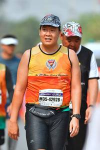 BIB: 421952, 42928
                            <button type="button" onclick="openModal(9699942)" class="btn btn-primary btn-sm float-right btn-popup" data-toggle="modal" data-target=".modal-high-quality">
                        <i class="fas fa-shopping-cart"></i> Add to Cart
                    </button>
                                            <button type="button" onclick="isThisMe(9699942, true)" class="btn btn-success btn-sm float-right btn-popup btn-isme hidden" data-toggle="tooltip" data-placement="bottom" title="นี่คือรูปของคุณใช่ไหม คลิกที่นี่เพื่อเอาเข้าอัลบั้ม">
                        <i class="fas fa-plus"></i> Add to album
                    </button>
                    <button type="button" onclick="isThisMe(9699942, false)" class="btn btn-warning btn-sm float-right btn-popup btn-isnotme hidden">
                        <i class="fas fa-ban"></i> Remove from album
                    </button>