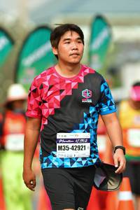BIB: 201, 12195, 42921
                            <button type="button" onclick="openModal(9698562)" class="btn btn-primary btn-sm float-right btn-popup" data-toggle="modal" data-target=".modal-high-quality">
                        <i class="fas fa-shopping-cart"></i> Add to Cart
                    </button>
                                            <button type="button" onclick="isThisMe(9698562, true)" class="btn btn-success btn-sm float-right btn-popup btn-isme hidden" data-toggle="tooltip" data-placement="bottom" title="นี่คือรูปของคุณใช่ไหม คลิกที่นี่เพื่อเอาเข้าอัลบั้ม">
                        <i class="fas fa-plus"></i> Add to album
                    </button>
                    <button type="button" onclick="isThisMe(9698562, false)" class="btn btn-warning btn-sm float-right btn-popup btn-isnotme hidden">
                        <i class="fas fa-ban"></i> Remove from album
                    </button>