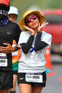 BIB: 1952, 1869, 42195, 45103
                            <button type="button" onclick="openModal(9700294)" class="btn btn-primary btn-sm float-right btn-popup" data-toggle="modal" data-target=".modal-high-quality">
                        <i class="fas fa-shopping-cart"></i> Add to Cart
                    </button>
                                            <button type="button" onclick="isThisMe(9700294, true)" class="btn btn-success btn-sm float-right btn-popup btn-isme hidden" data-toggle="tooltip" data-placement="bottom" title="นี่คือรูปของคุณใช่ไหม คลิกที่นี่เพื่อเอาเข้าอัลบั้ม">
                        <i class="fas fa-plus"></i> Add to album
                    </button>
                    <button type="button" onclick="isThisMe(9700294, false)" class="btn btn-warning btn-sm float-right btn-popup btn-isnotme hidden">
                        <i class="fas fa-ban"></i> Remove from album
                    </button>