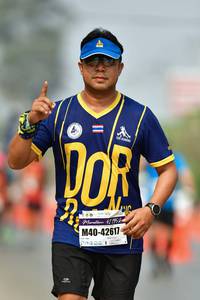 BIB: 195, 42617
                            <button type="button" onclick="openModal(9697422)" class="btn btn-primary btn-sm float-right btn-popup" data-toggle="modal" data-target=".modal-high-quality">
                        <i class="fas fa-shopping-cart"></i> Add to Cart
                    </button>
                                            <button type="button" onclick="isThisMe(9697422, true)" class="btn btn-success btn-sm float-right btn-popup btn-isme hidden" data-toggle="tooltip" data-placement="bottom" title="นี่คือรูปของคุณใช่ไหม คลิกที่นี่เพื่อเอาเข้าอัลบั้ม">
                        <i class="fas fa-plus"></i> Add to album
                    </button>
                    <button type="button" onclick="isThisMe(9697422, false)" class="btn btn-warning btn-sm float-right btn-popup btn-isnotme hidden">
                        <i class="fas fa-ban"></i> Remove from album
                    </button>