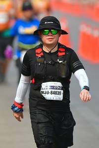 BIB: 84039
                            <button type="button" onclick="openModal(9700686)" class="btn btn-primary btn-sm float-right btn-popup" data-toggle="modal" data-target=".modal-high-quality">
                        <i class="fas fa-shopping-cart"></i> Add to Cart
                    </button>
                                            <button type="button" onclick="isThisMe(9700686, true)" class="btn btn-success btn-sm float-right btn-popup btn-isme hidden" data-toggle="tooltip" data-placement="bottom" title="นี่คือรูปของคุณใช่ไหม คลิกที่นี่เพื่อเอาเข้าอัลบั้ม">
                        <i class="fas fa-plus"></i> Add to album
                    </button>
                    <button type="button" onclick="isThisMe(9700686, false)" class="btn btn-warning btn-sm float-right btn-popup btn-isnotme hidden">
                        <i class="fas fa-ban"></i> Remove from album
                    </button>