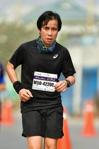 BIB: 42195, 42200
                            <button type="button" onclick="openModal(9697696)" class="btn btn-primary btn-sm float-right btn-popup" data-toggle="modal" data-target=".modal-high-quality">
                        <i class="fas fa-shopping-cart"></i> Add to Cart
                    </button>
                                            <button type="button" onclick="isThisMe(9697696, true)" class="btn btn-success btn-sm float-right btn-popup btn-isme hidden" data-toggle="tooltip" data-placement="bottom" title="นี่คือรูปของคุณใช่ไหม คลิกที่นี่เพื่อเอาเข้าอัลบั้ม">
                        <i class="fas fa-plus"></i> Add to album
                    </button>
                    <button type="button" onclick="isThisMe(9697696, false)" class="btn btn-warning btn-sm float-right btn-popup btn-isnotme hidden">
                        <i class="fas fa-ban"></i> Remove from album
                    </button>