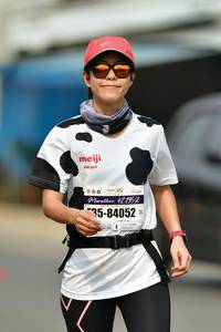 BIB: 421952, 84052
                            <button type="button" onclick="openModal(9697255)" class="btn btn-primary btn-sm float-right btn-popup" data-toggle="modal" data-target=".modal-high-quality">
                        <i class="fas fa-shopping-cart"></i> Add to Cart
                    </button>
                                            <button type="button" onclick="isThisMe(9697255, true)" class="btn btn-success btn-sm float-right btn-popup btn-isme hidden" data-toggle="tooltip" data-placement="bottom" title="นี่คือรูปของคุณใช่ไหม คลิกที่นี่เพื่อเอาเข้าอัลบั้ม">
                        <i class="fas fa-plus"></i> Add to album
                    </button>
                    <button type="button" onclick="isThisMe(9697255, false)" class="btn btn-warning btn-sm float-right btn-popup btn-isnotme hidden">
                        <i class="fas fa-ban"></i> Remove from album
                    </button>