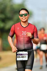 BIB: 42195, 40824
                            <button type="button" onclick="openModal(9284188)" class="btn btn-primary btn-sm float-right btn-popup" data-toggle="modal" data-target=".modal-high-quality">
                        <i class="fas fa-shopping-cart"></i> Add to Cart
                    </button>
                                            <button type="button" onclick="isThisMe(9284188, true)" class="btn btn-success btn-sm float-right btn-popup btn-isme hidden" data-toggle="tooltip" data-placement="bottom" title="นี่คือรูปของคุณใช่ไหม คลิกที่นี่เพื่อเอาเข้าอัลบั้ม">
                        <i class="fas fa-plus"></i> Add to album
                    </button>
                    <button type="button" onclick="isThisMe(9284188, false)" class="btn btn-warning btn-sm float-right btn-popup btn-isnotme hidden">
                        <i class="fas fa-ban"></i> Remove from album
                    </button>