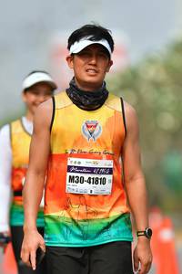 BIB: 42195, 41810
                            <button type="button" onclick="openModal(9698281)" class="btn btn-primary btn-sm float-right btn-popup" data-toggle="modal" data-target=".modal-high-quality">
                        <i class="fas fa-shopping-cart"></i> Add to Cart
                    </button>
                                            <button type="button" onclick="isThisMe(9698281, true)" class="btn btn-success btn-sm float-right btn-popup btn-isme hidden" data-toggle="tooltip" data-placement="bottom" title="นี่คือรูปของคุณใช่ไหม คลิกที่นี่เพื่อเอาเข้าอัลบั้ม">
                        <i class="fas fa-plus"></i> Add to album
                    </button>
                    <button type="button" onclick="isThisMe(9698281, false)" class="btn btn-warning btn-sm float-right btn-popup btn-isnotme hidden">
                        <i class="fas fa-ban"></i> Remove from album
                    </button>