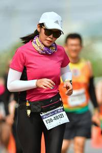 BIB: 42195, 40127
                            <button type="button" onclick="openModal(9701340)" class="btn btn-primary btn-sm float-right btn-popup" data-toggle="modal" data-target=".modal-high-quality">
                        <i class="fas fa-shopping-cart"></i> Add to Cart
                    </button>
                                            <button type="button" onclick="isThisMe(9701340, true)" class="btn btn-success btn-sm float-right btn-popup btn-isme hidden" data-toggle="tooltip" data-placement="bottom" title="นี่คือรูปของคุณใช่ไหม คลิกที่นี่เพื่อเอาเข้าอัลบั้ม">
                        <i class="fas fa-plus"></i> Add to album
                    </button>
                    <button type="button" onclick="isThisMe(9701340, false)" class="btn btn-warning btn-sm float-right btn-popup btn-isnotme hidden">
                        <i class="fas fa-ban"></i> Remove from album
                    </button>